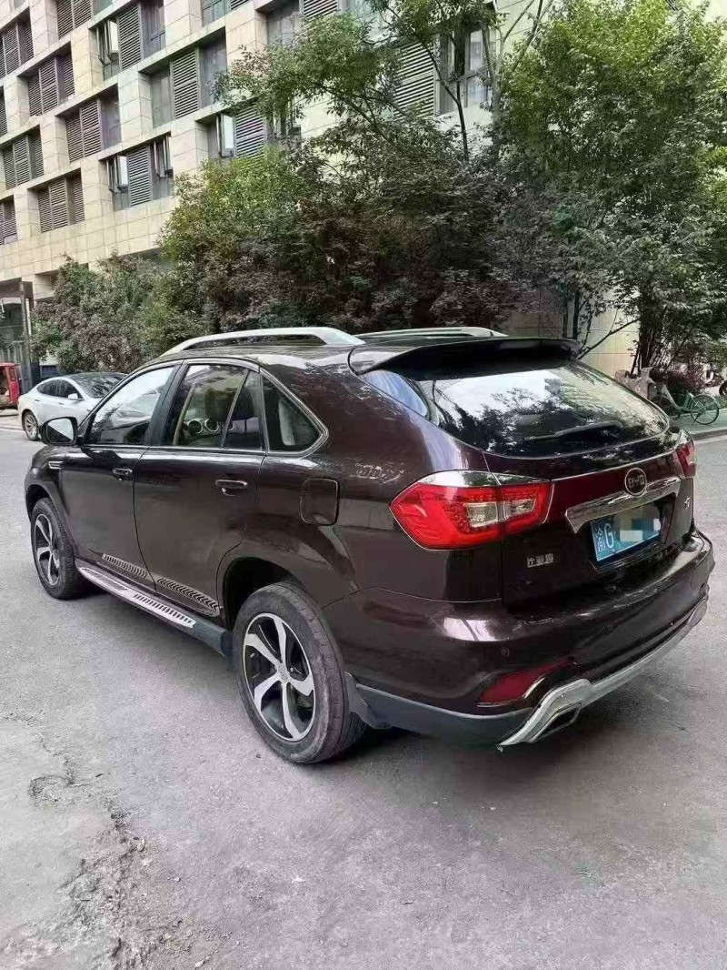 泸州16年比亚迪S79