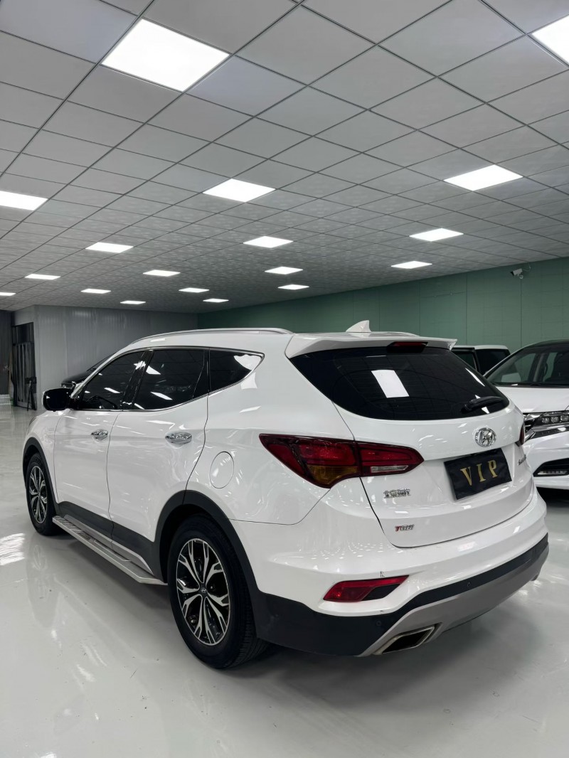 廊坊18年现代全新胜达4