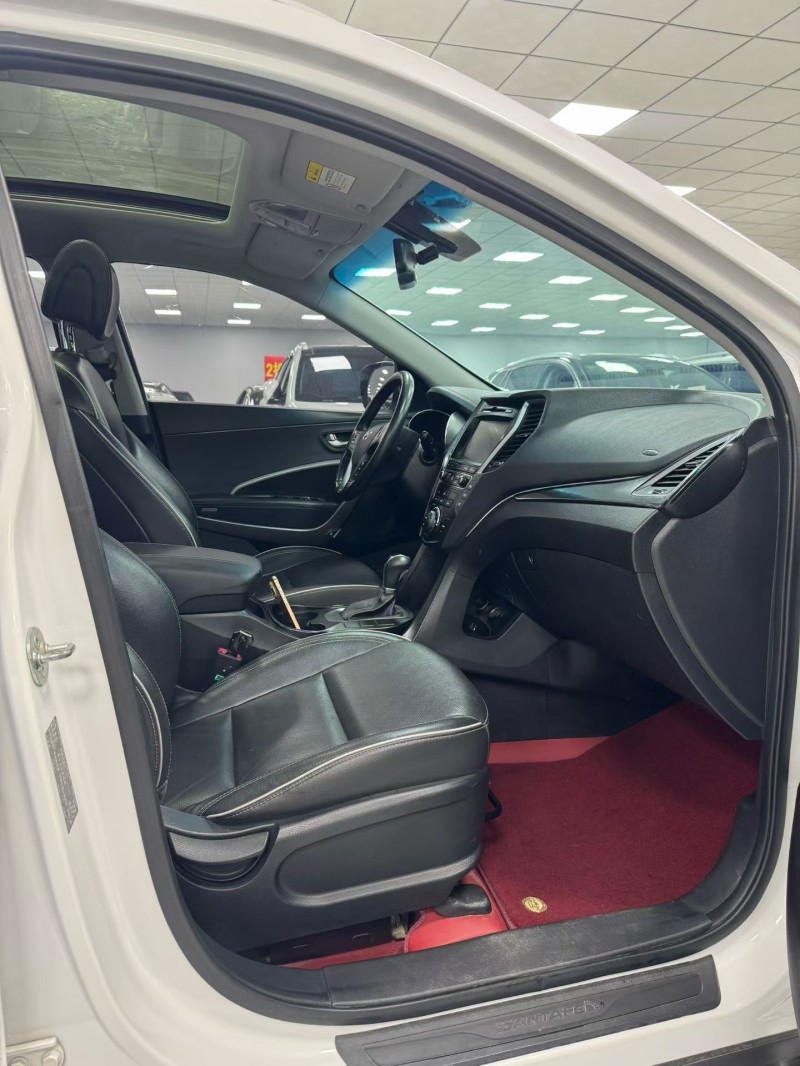 廊坊18年现代全新胜达7