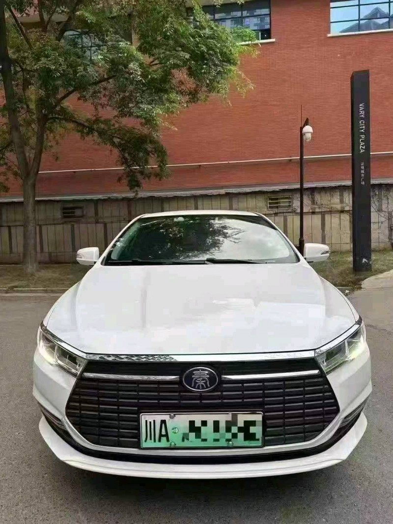 泸州23年比亚迪秦1