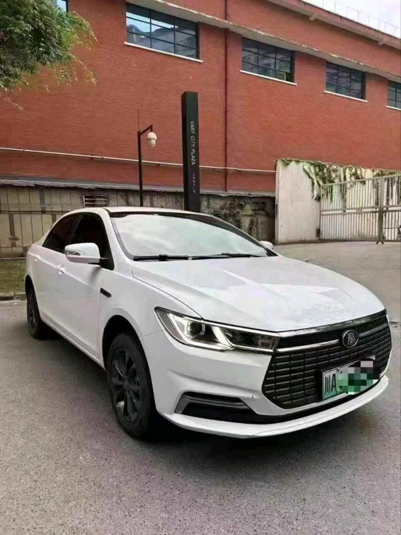 泸州23年比亚迪秦3