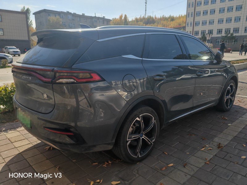 阿勒泰23年比亚迪唐2