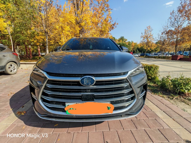 阿勒泰23年比亚迪唐1