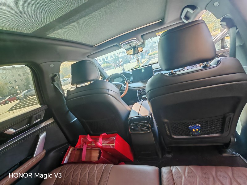 阿勒泰23年比亚迪唐7