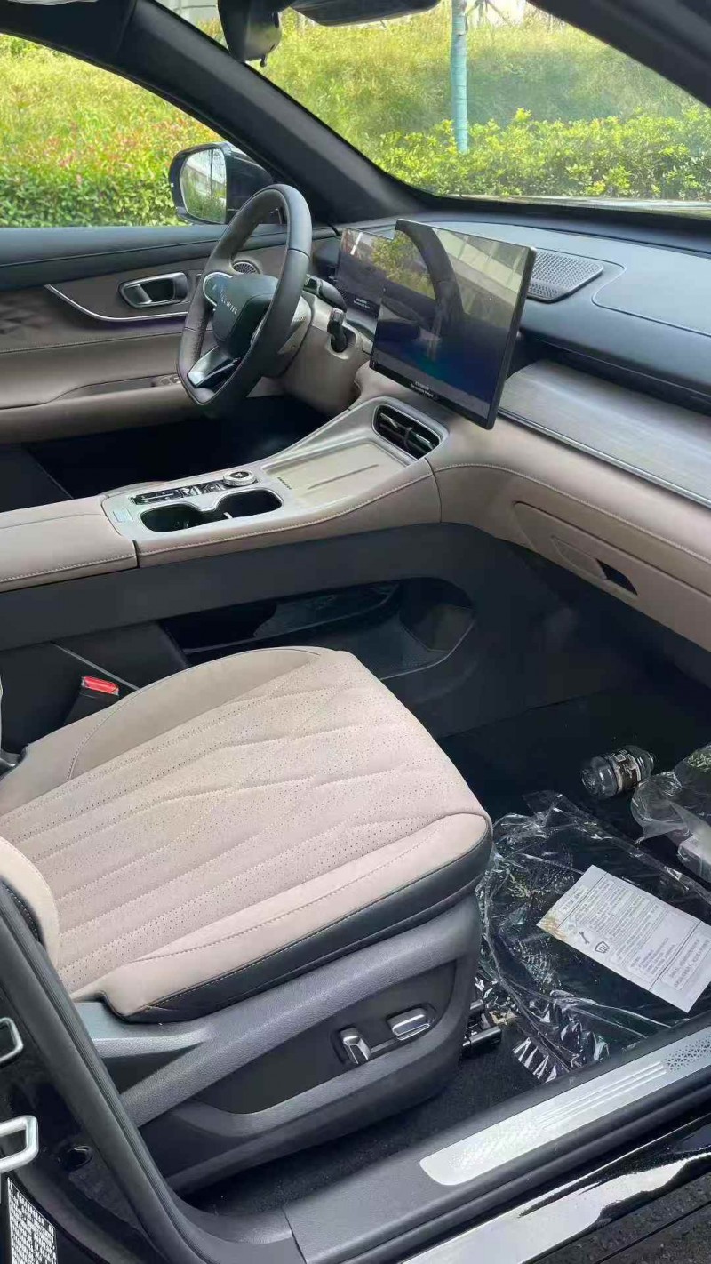 青岛25年奇瑞风云5