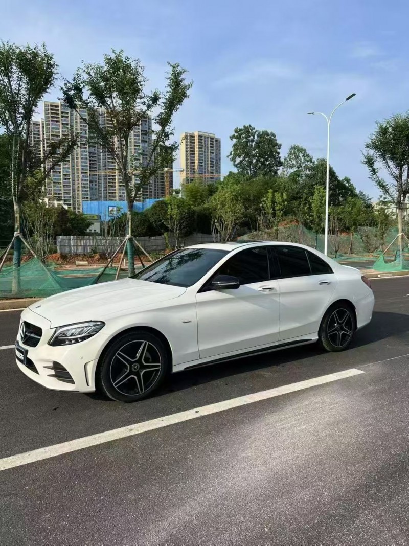 娄底21年奔驰C4