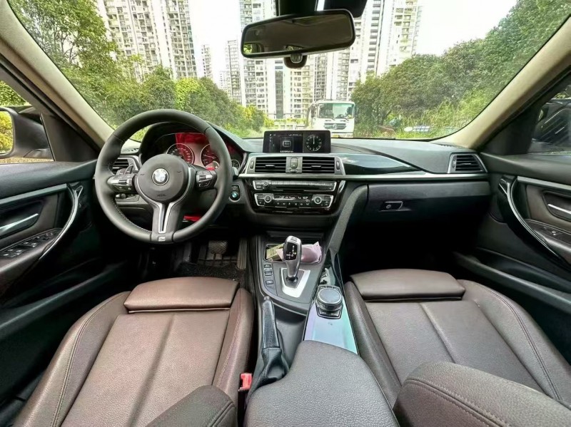 娄底18年宝马3系6