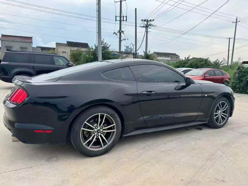 常州18年福特野马8