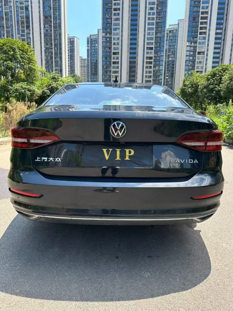 娄底22年大众朗逸5