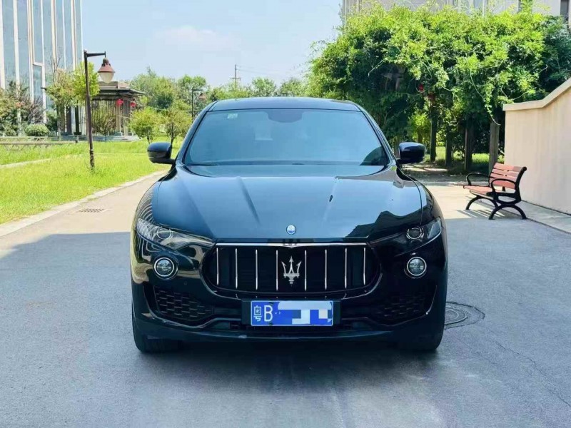 济南18年玛莎拉蒂Levante1