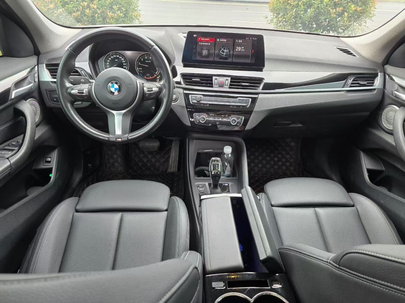 常州21年宝马X16