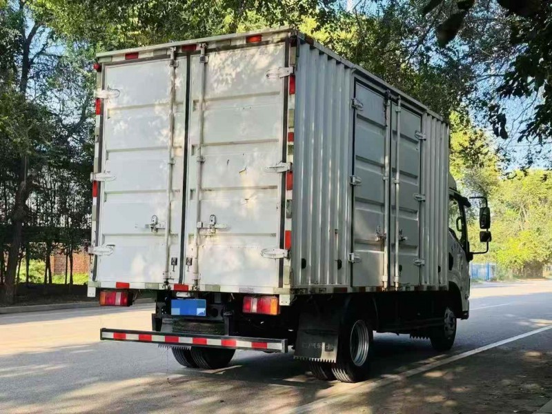 济南23年上汽集团轻卡9