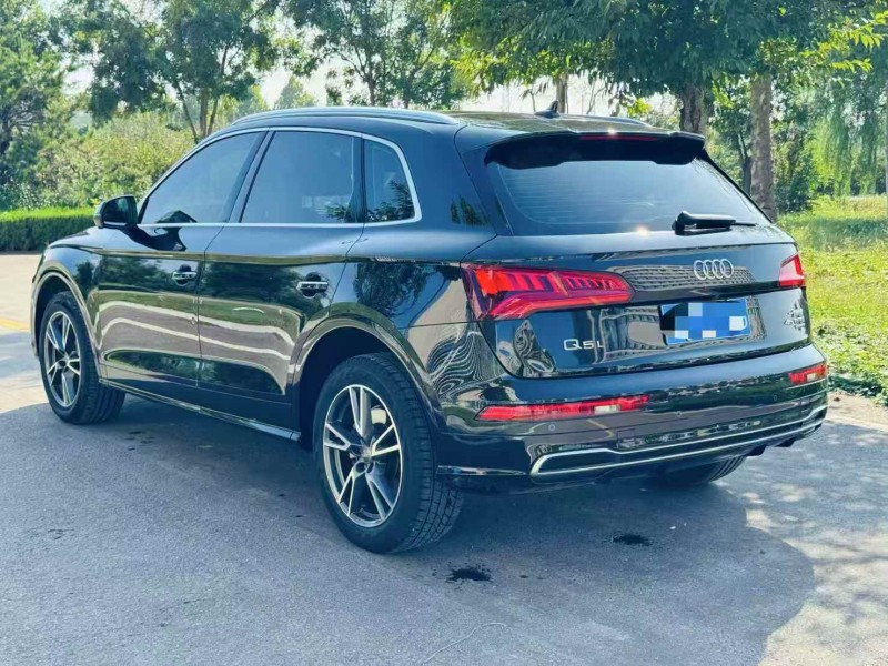 青岛19年奥迪Q57