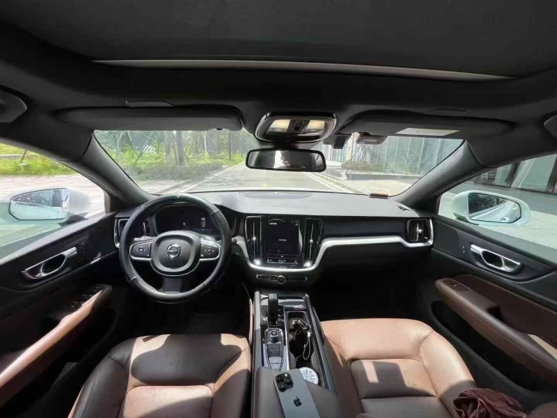 吉安23年沃尔沃S60L5