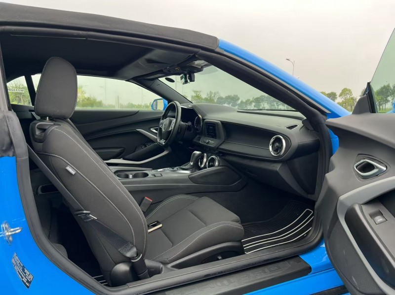 盐城25年雪佛兰科迈罗4