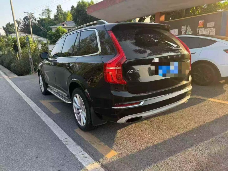 重庆17年沃尔沃XC908