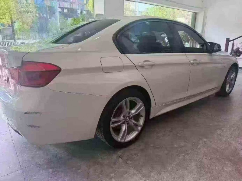 枣庄17年宝马3系8