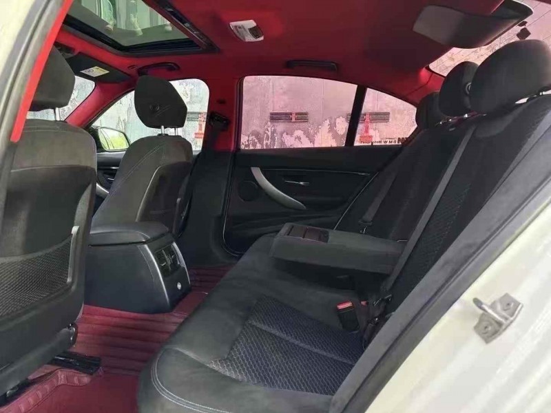 东营17年宝马3系8