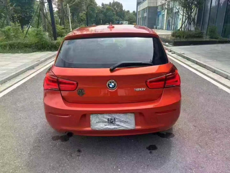 泰安16年宝马1系4