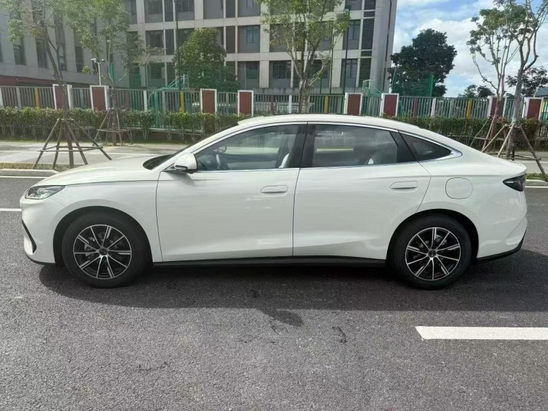 厦门24年比亚迪海豹3