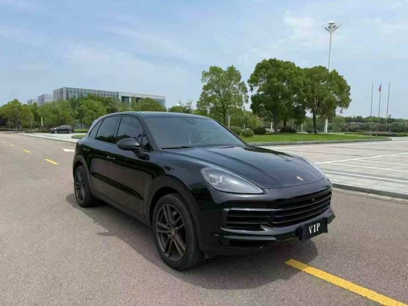 苏州19年保时捷卡宴3