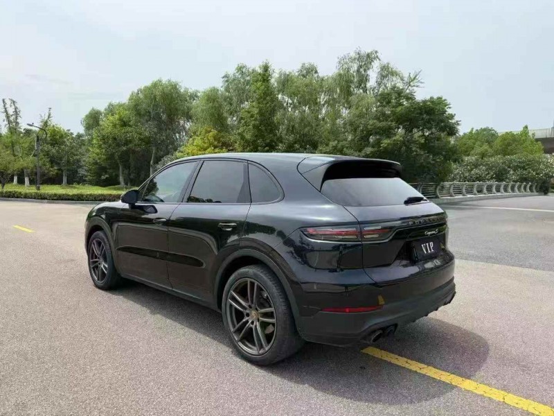 苏州19年保时捷卡宴8