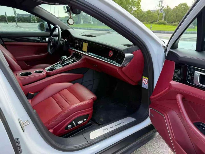 苏州21年保时捷帕拉梅拉6