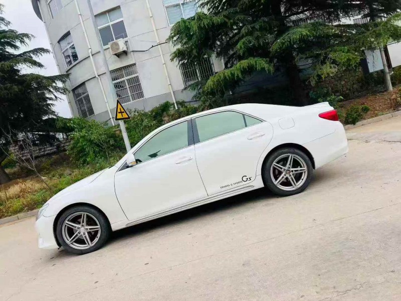 东营14年丰田锐志3