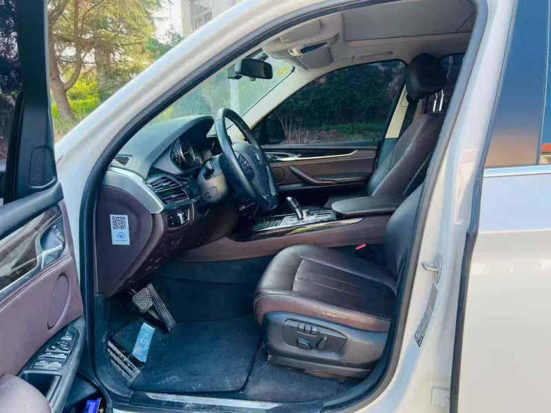 青岛16年宝马X57