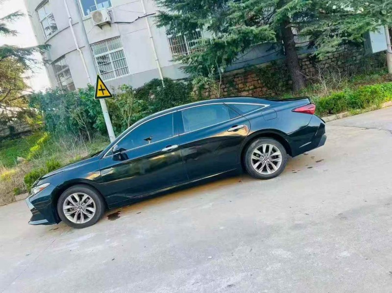 烟台19年丰田亚洲龙3