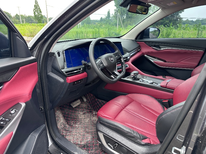 成都20年长安汽车CS754