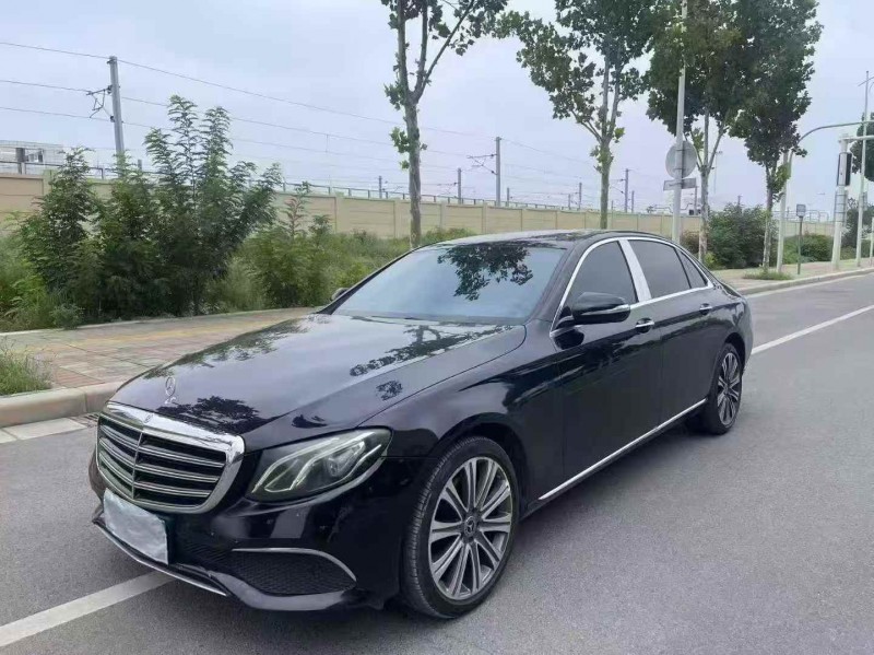 新乡18年奔驰E3