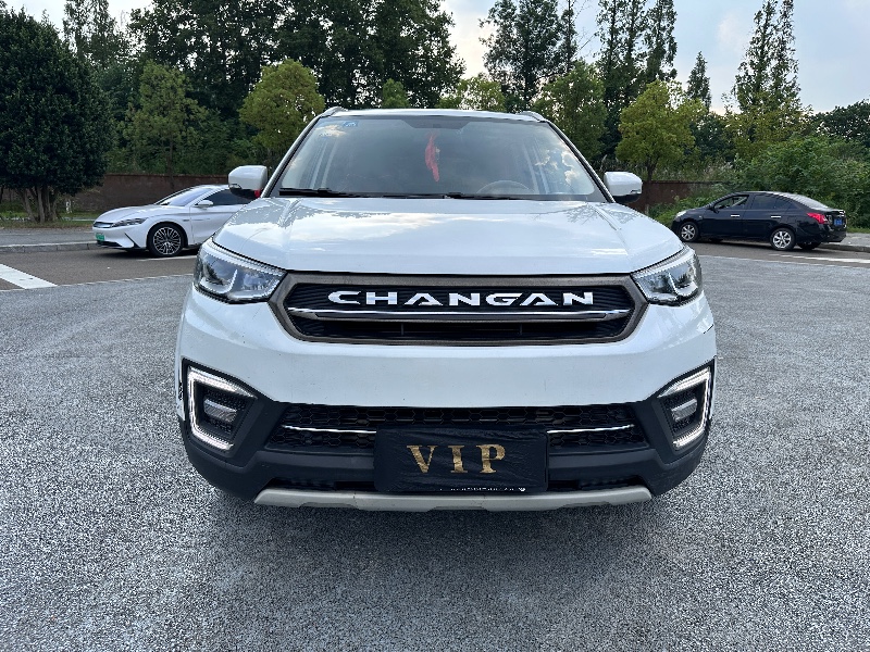 成都18年长安汽车CS551