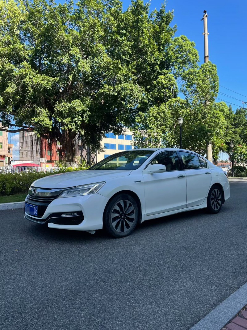 福州18年本田雅阁2