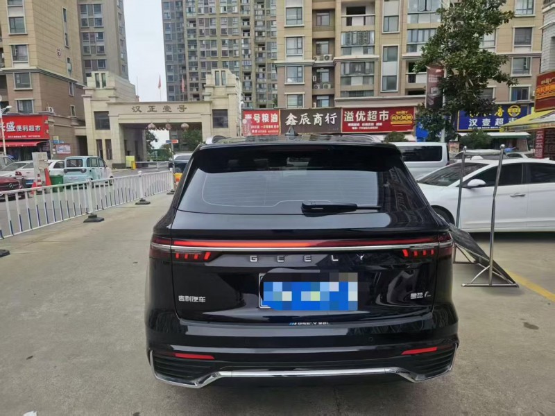 武汉23年吉利星越8