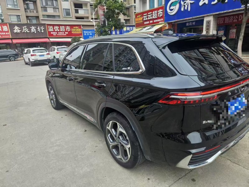 武汉23年吉利星越9