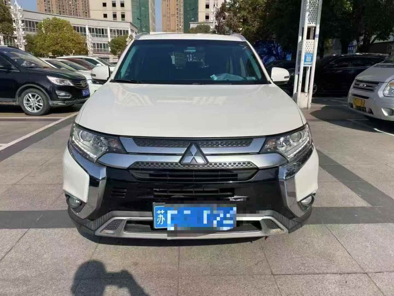 常州19年三菱欧蓝德1