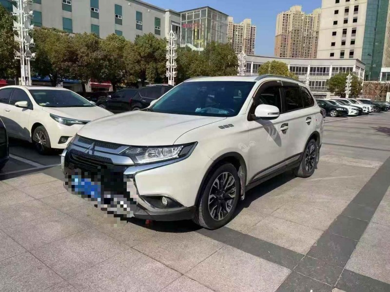 常州19年三菱欧蓝德2