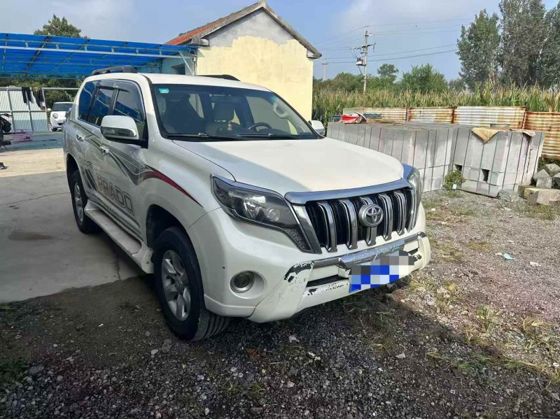 济南11年丰田普拉多2