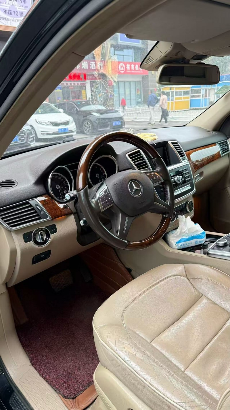 淮北14年奔驰ML3