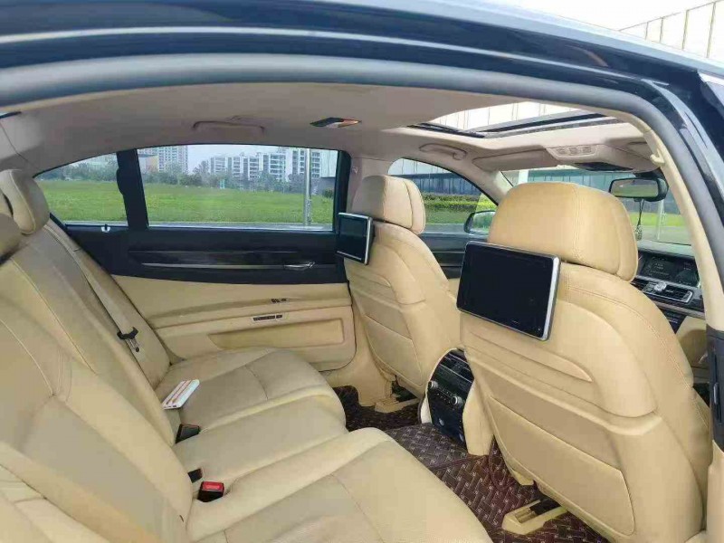 苏州13年宝马7系3