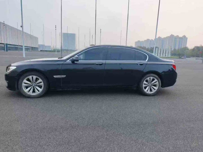 苏州13年宝马7系5