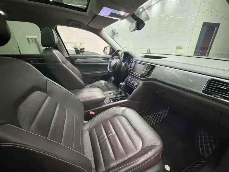 鹰潭17年大众途昂4