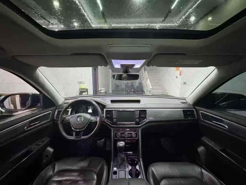 鹰潭17年大众途昂5