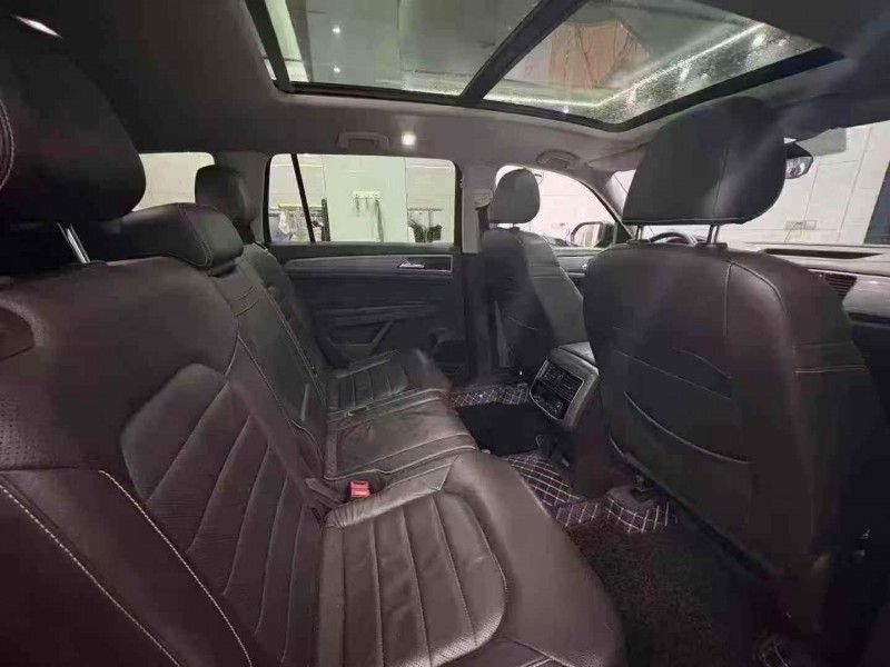 鹰潭17年大众途昂6