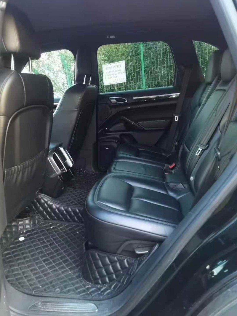 绍兴15年保时捷卡宴6