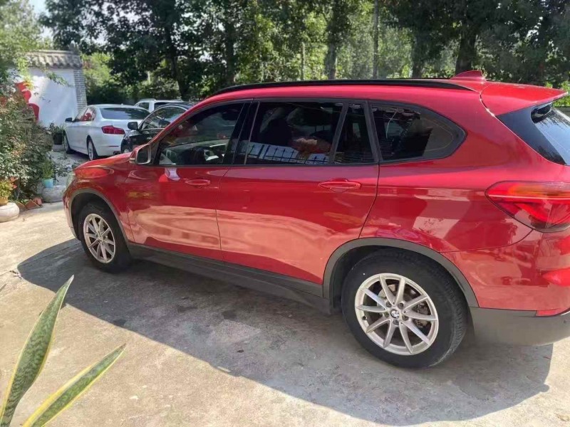 东营19年宝马X18