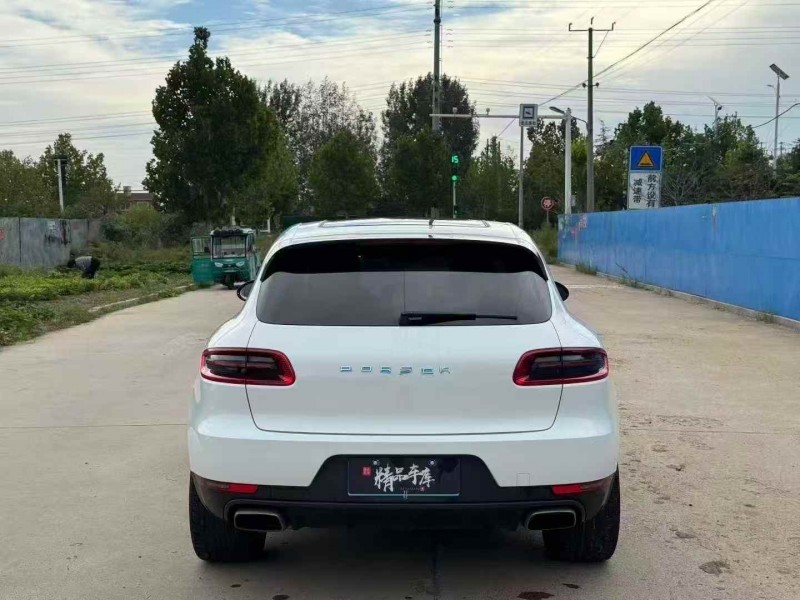 青岛16年保时捷Macan9