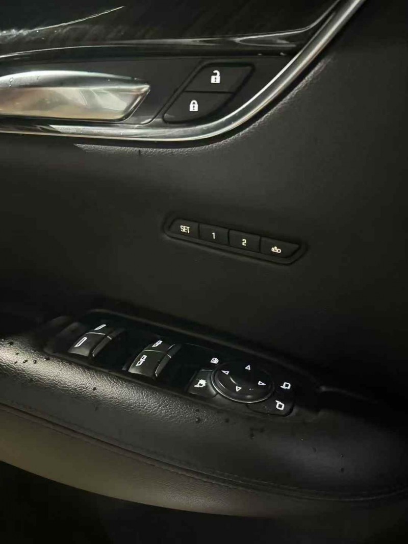 东营18年凯迪拉克XT57