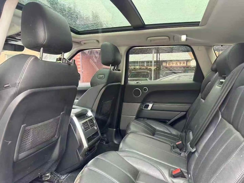 淄博17年路虎揽胜运动5